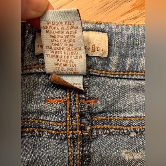 SO Wear it Declare it shortcut booty denim Jean shorts Women’s Size 5 - Picture 4 of 8